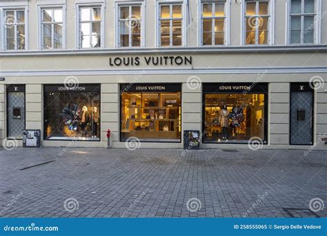 louis vuitton denmark.